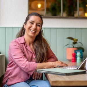 Meet-Vicki-Your-Virtual-Assistant-circle-300x300-1-circle